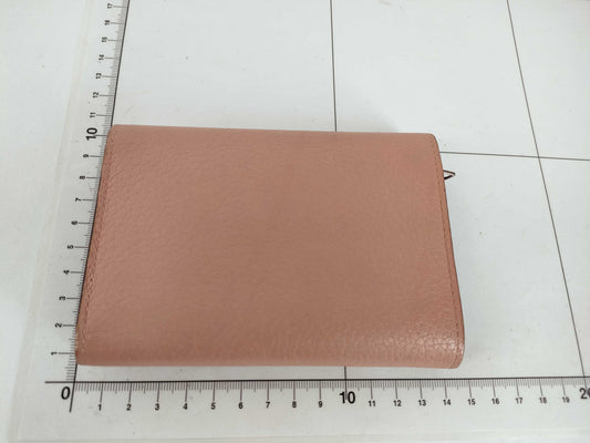 LOUIS VUITTON Vuitton Capucine Compact Magnolia M62156 MI5116 Wallet
