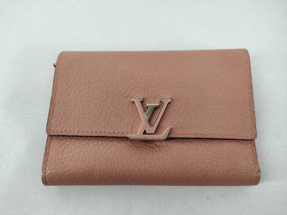 LOUIS VUITTON Vuitton Capucine Compact Magnolia M62156 MI5116 Wallet