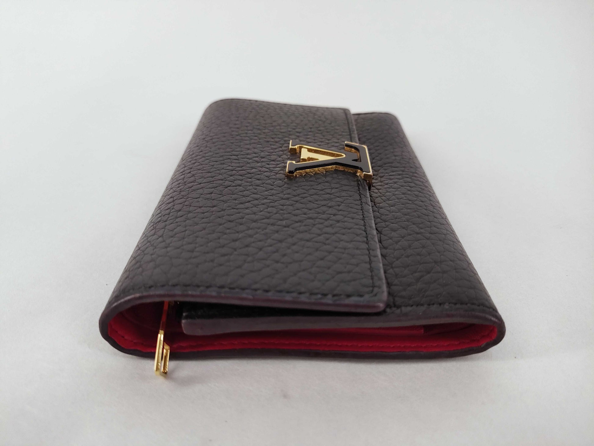 LOUIS VUITTON Vuitton Capucine Compact M62157 MI1198 Wallet