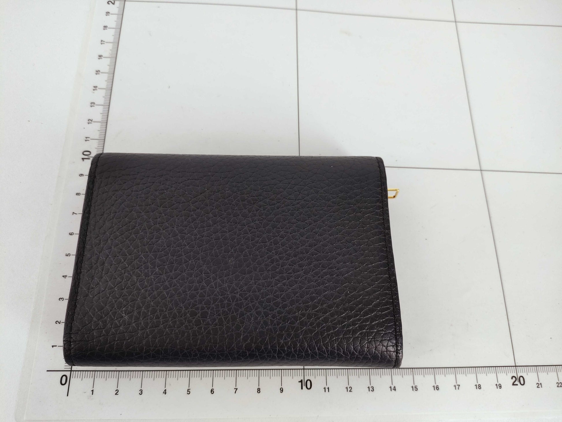 LOUIS VUITTON Vuitton Capucine Compact M62157 MI1198 Wallet