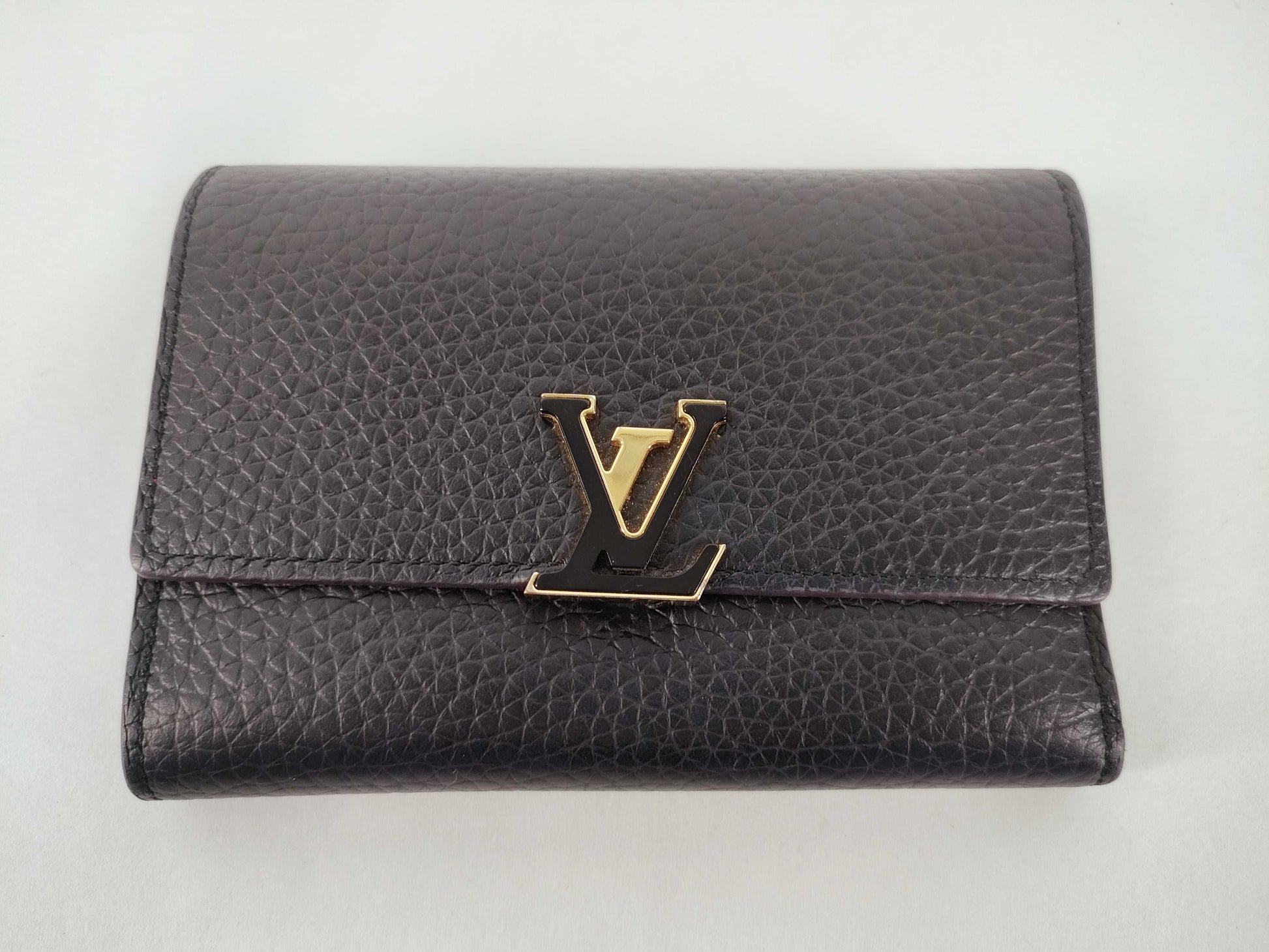 LOUIS VUITTON Vuitton Capucine Compact M62157 MI1198 Wallet