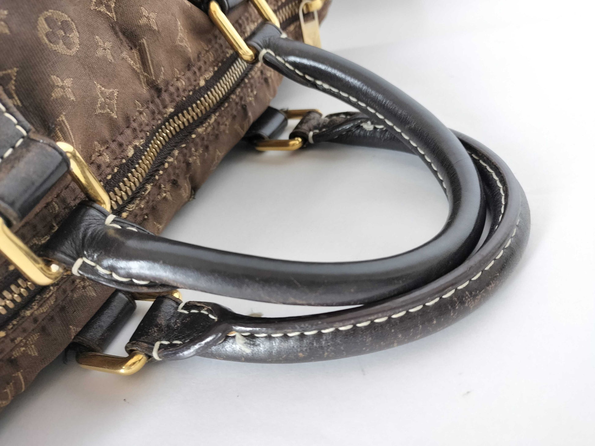 LOUIS VUITTON Monogram Mini Run Vuitton Bantriere Monogram Mini Run Boston Bag