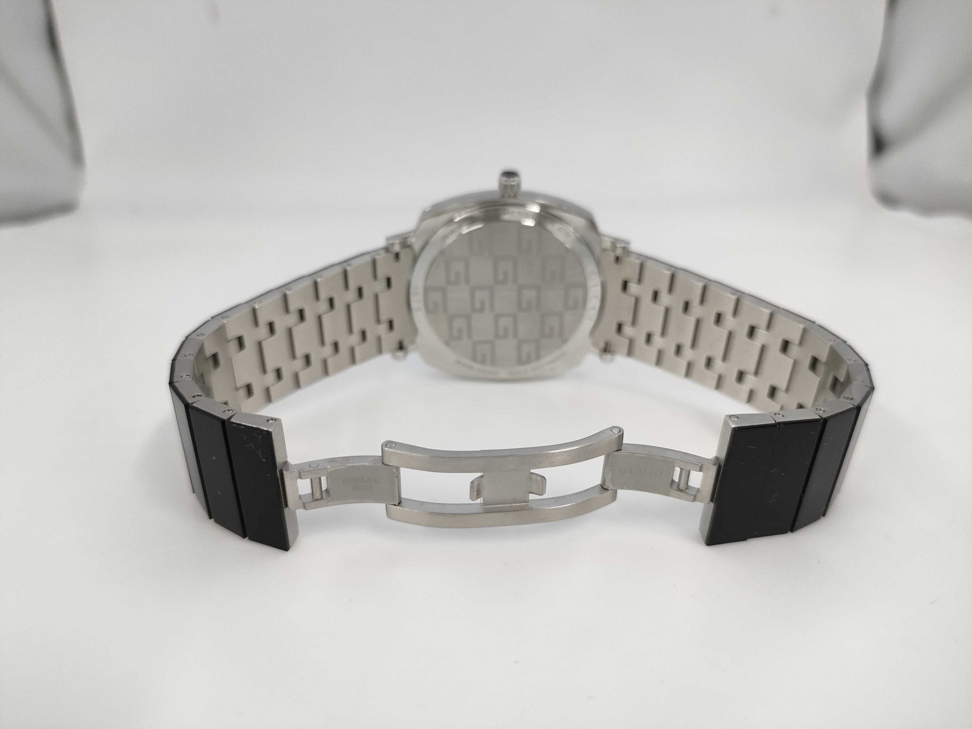 GUCCI Grip 157.3 YA157435 18295102 Quartz Men's Watch