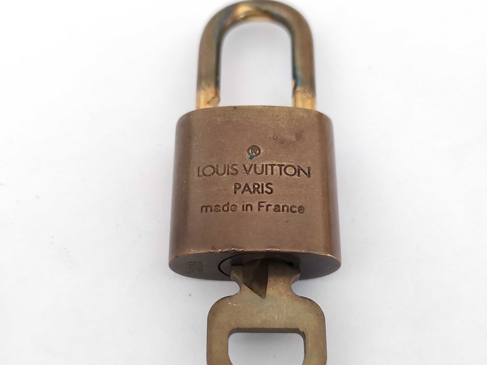LOUIS VUITTON LOUIS VUITTON padlock 10 pieces Other accessories