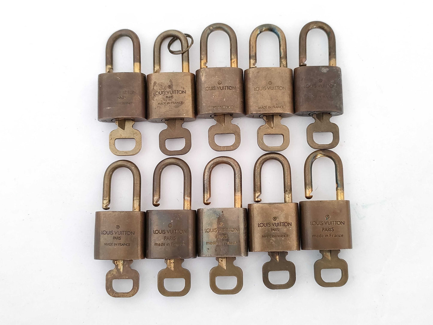 LOUIS VUITTON LOUIS VUITTON padlock 10 pieces Other accessories