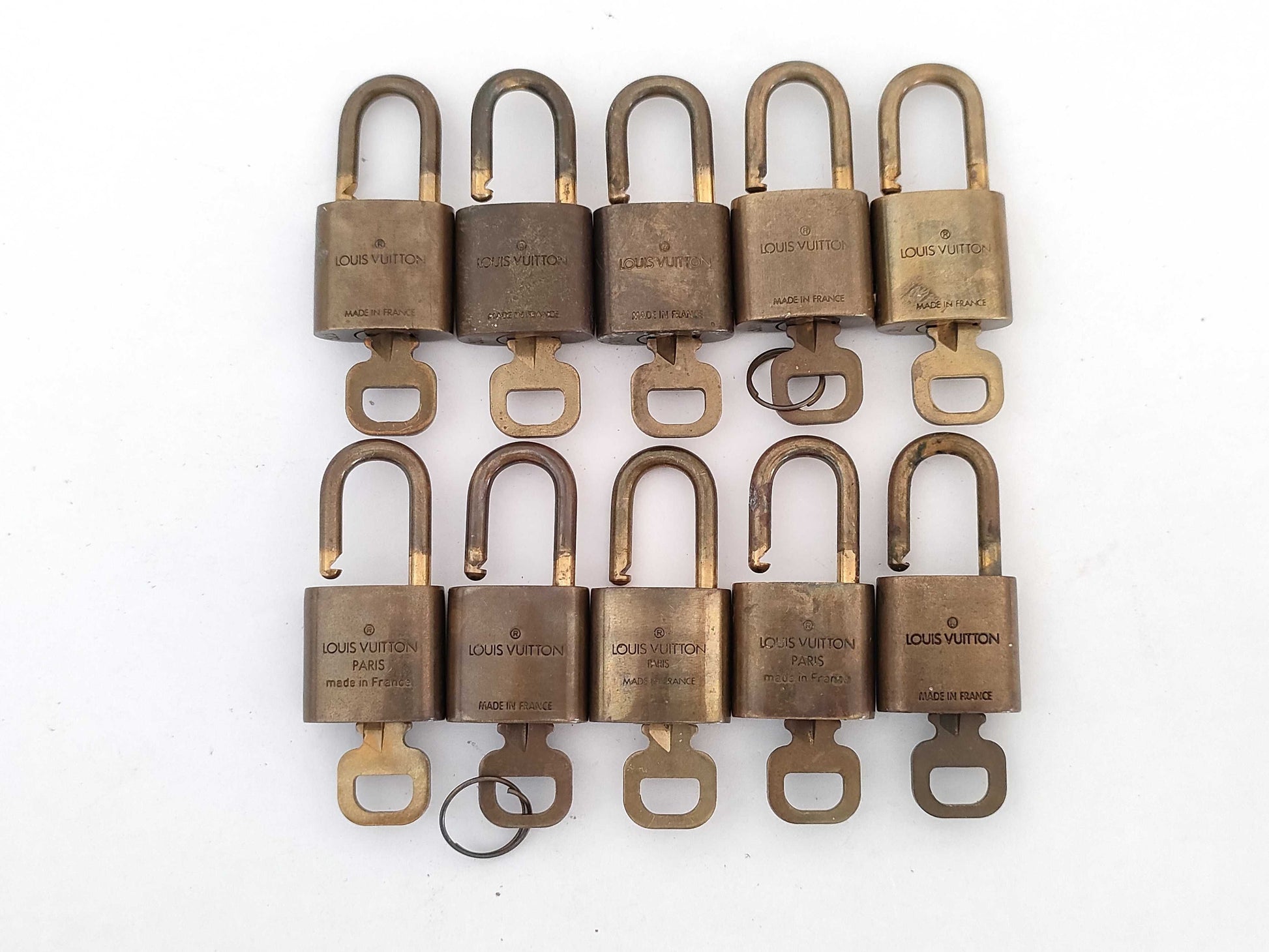 LOUIS VUITTON LOUIS VUITTON padlock 10 pieces Other accessories