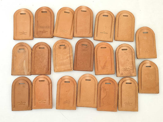 LOUIS VUITTON LOUIS VUITTON name tag 20-piece set and other accessories