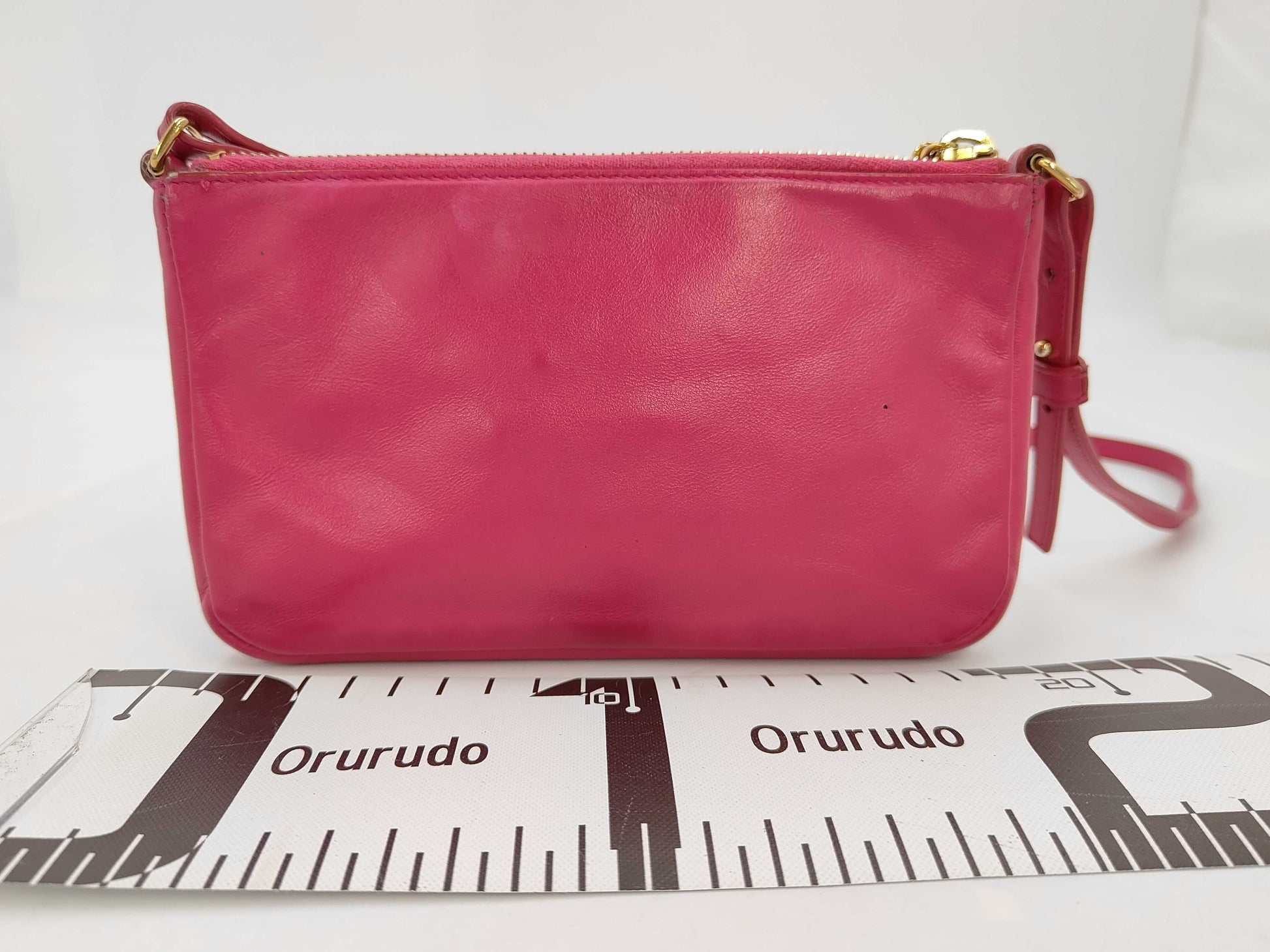 SAINT LAURENT Shoulder Bag