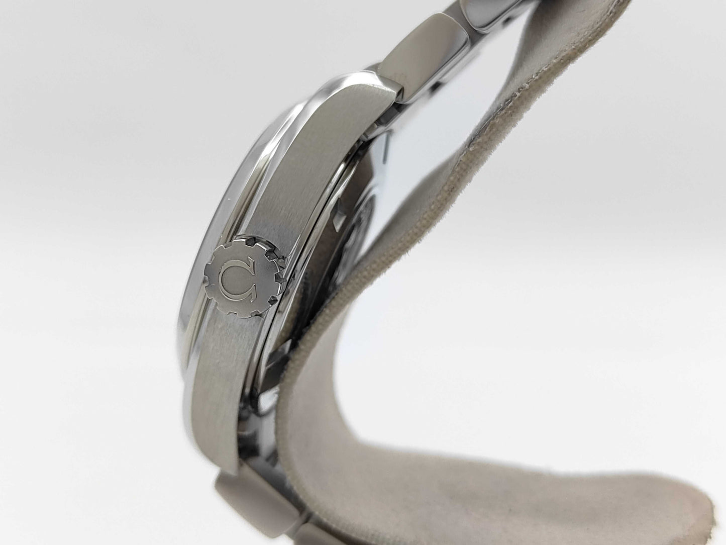 OMEGA 231.10.30.60.56.001 92658403 Quartz Women's Watch