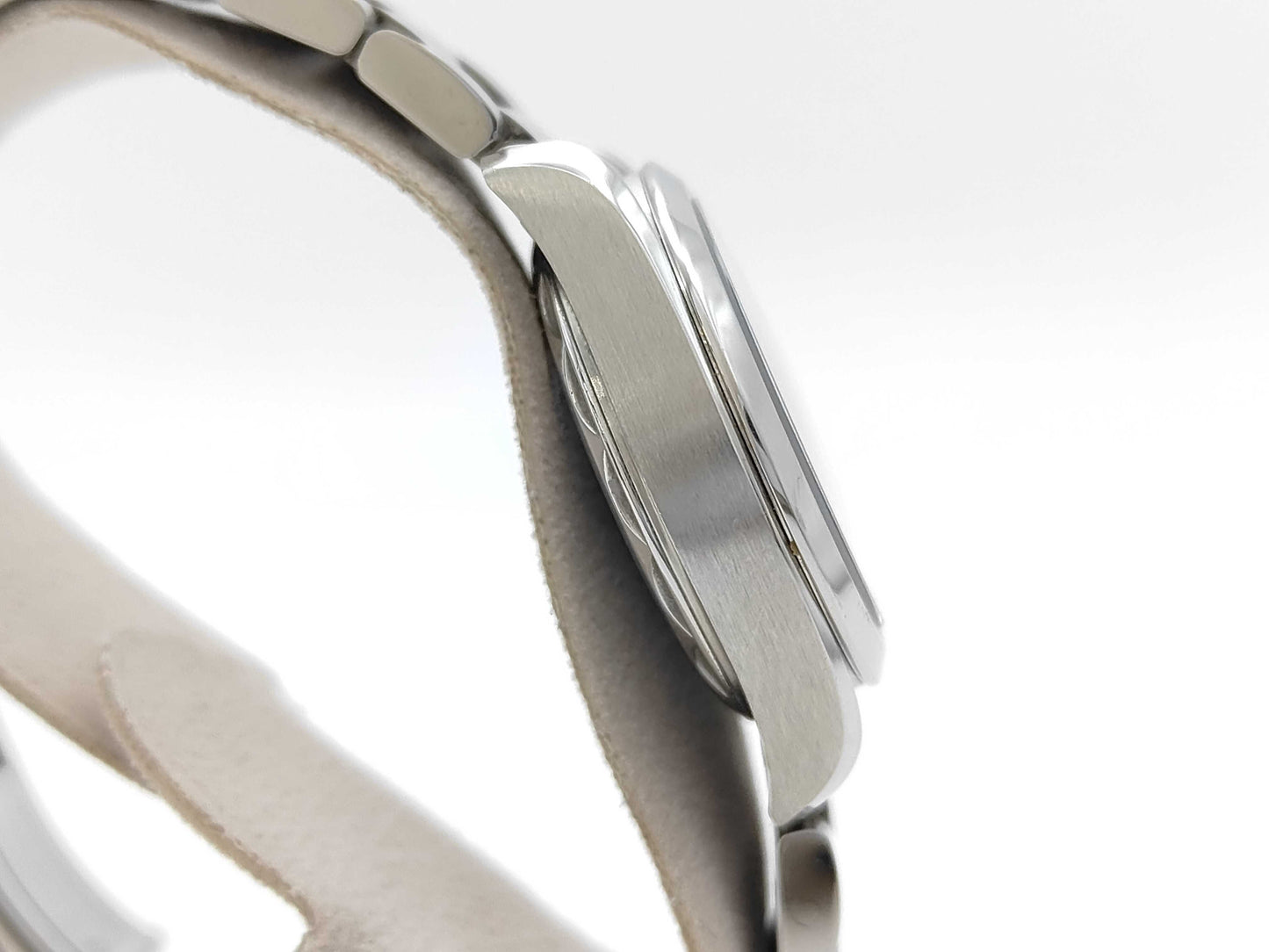 OMEGA 220.10.28.60.53.001 92740011 Quartz Blue Dial Women's Watch