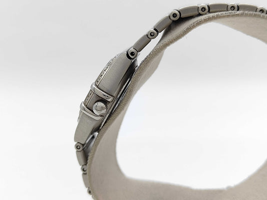 OMEGA 1460.75 Quartz Shell Dial Women's Watch