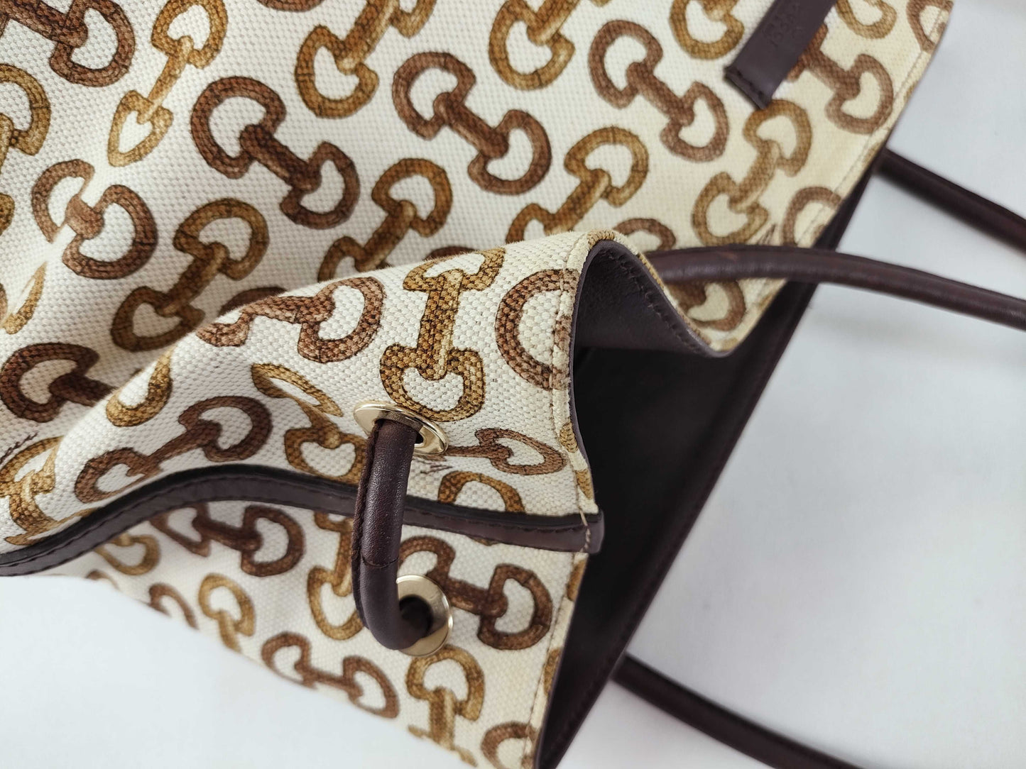 GUCCI GG Canvas Gucci GG Canvas Tote Bag 257275-204046 Tote Bag