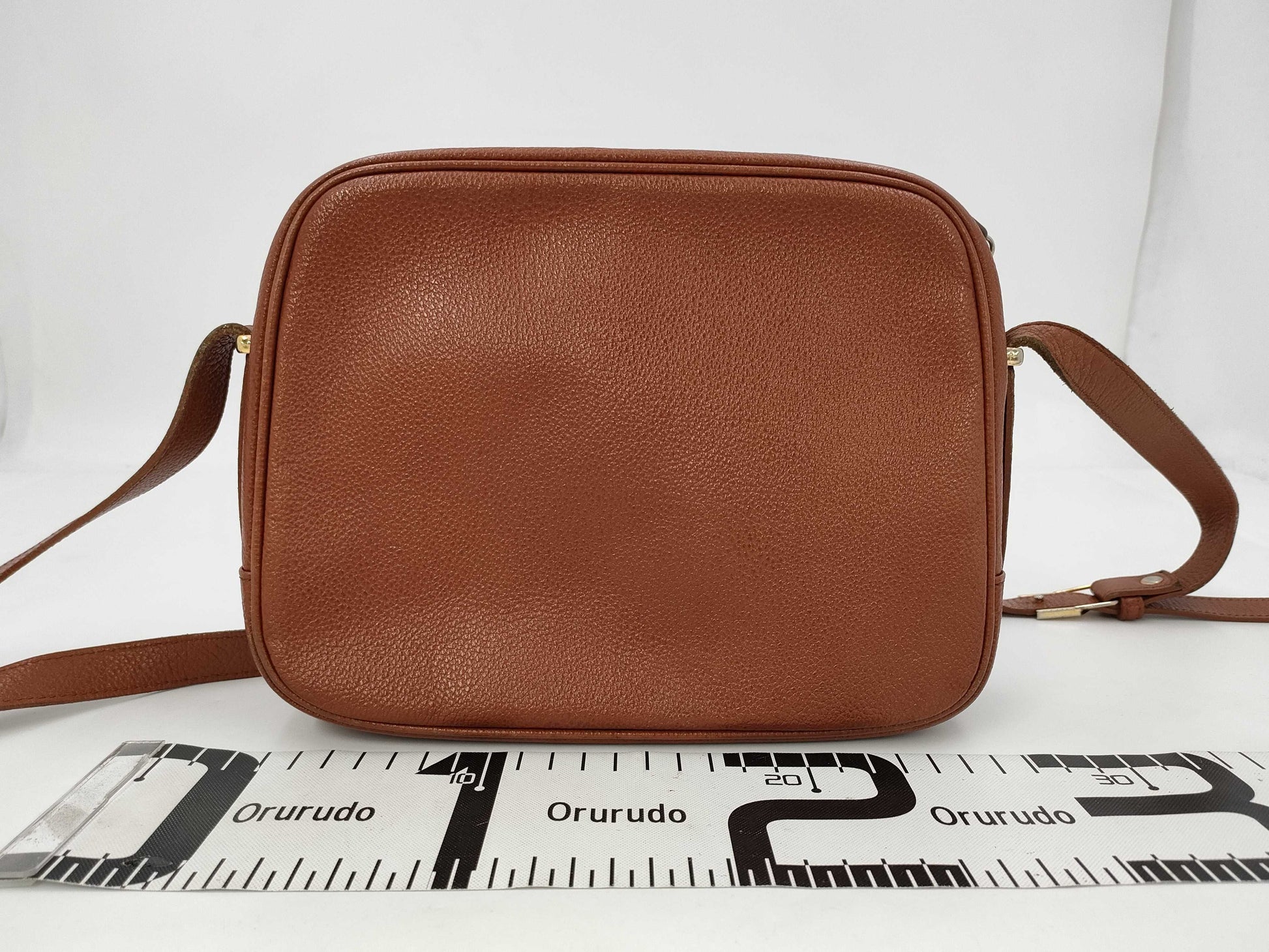 Yves Saint Laurent Leather Shoulder Bag