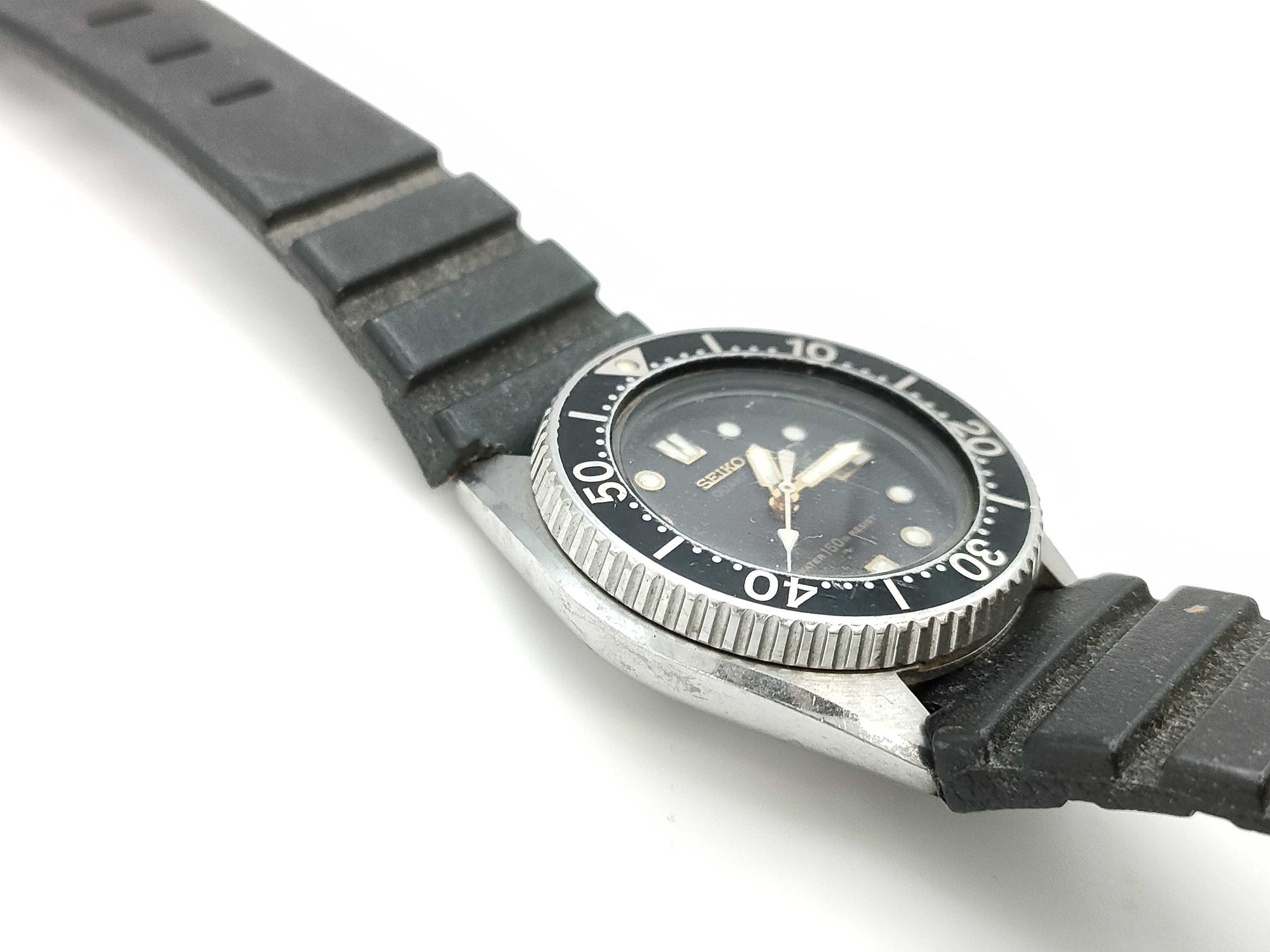 OMEGA 2625-0010 032533 Quartz Boys Watch