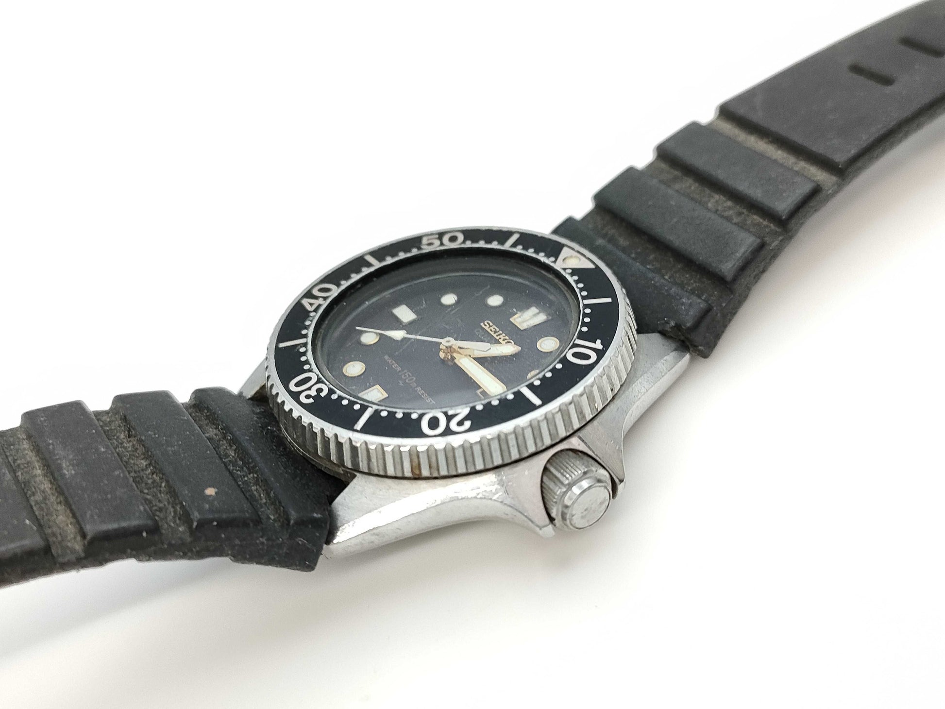 OMEGA 2625-0010 032533 Quartz Boys Watch