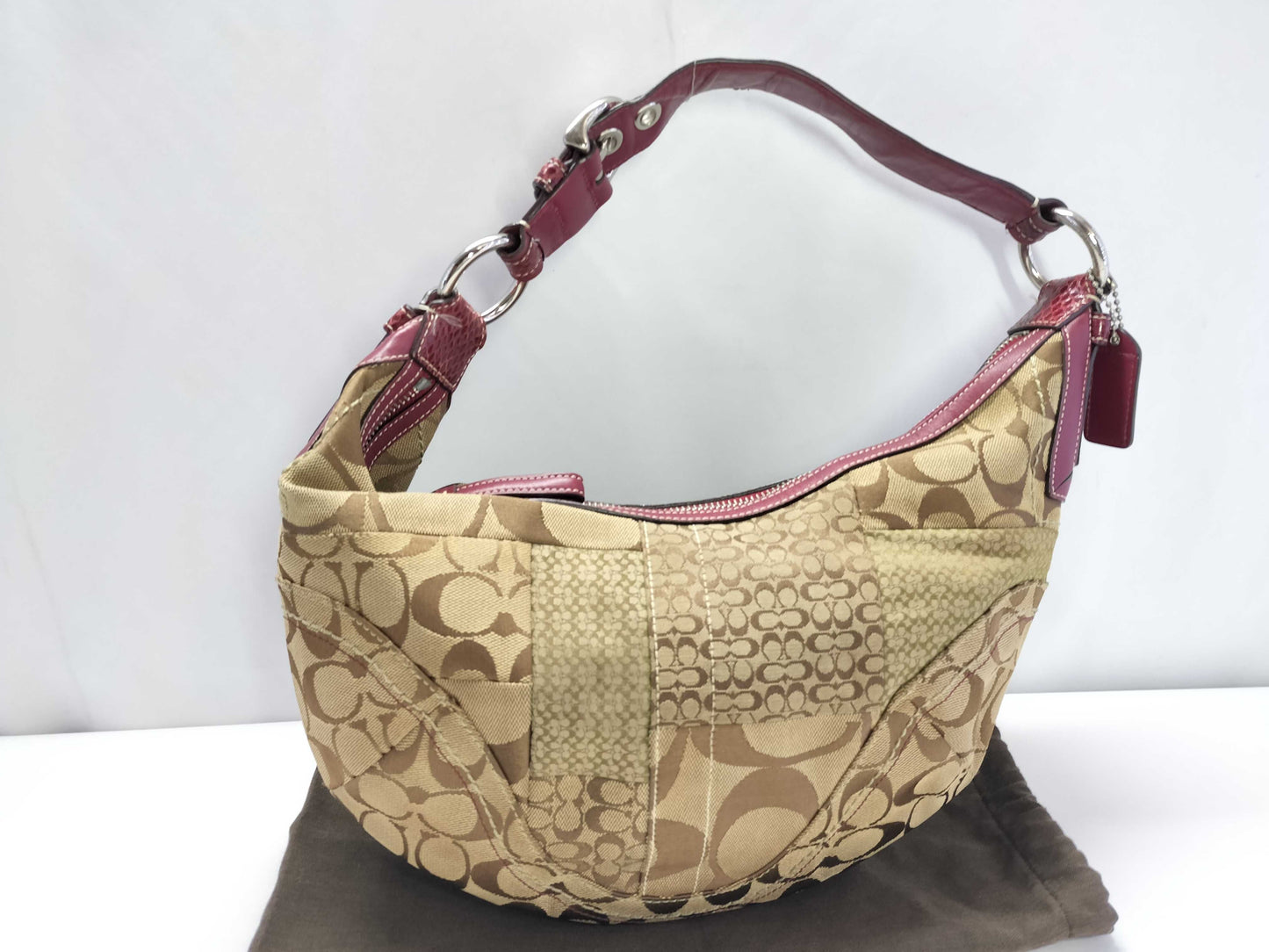 COACH Signature Coach Bag Shoulder Bag