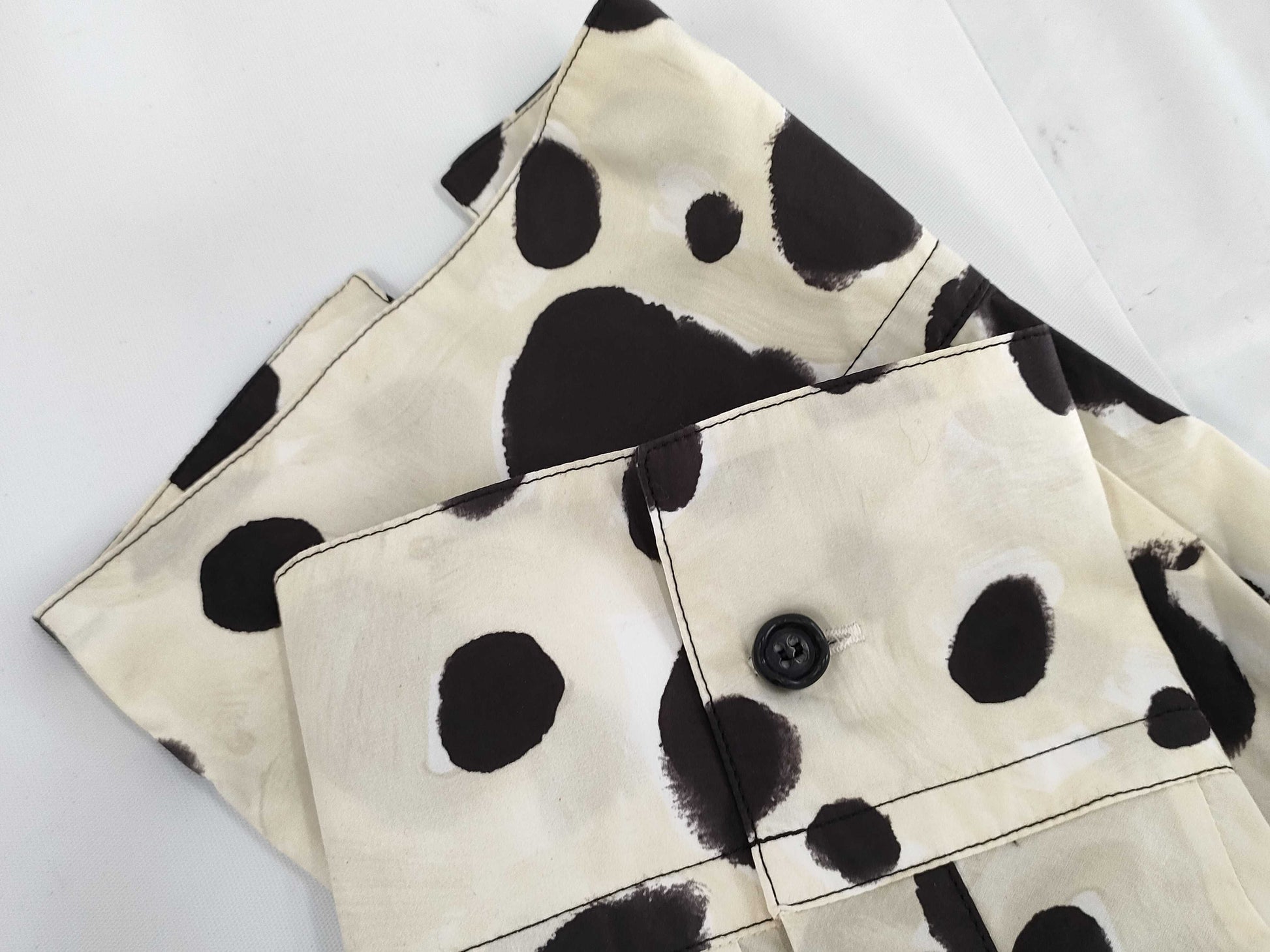 MARNI seven-sleeve dress with abstract pattern, ivory/black cotton, size 38.