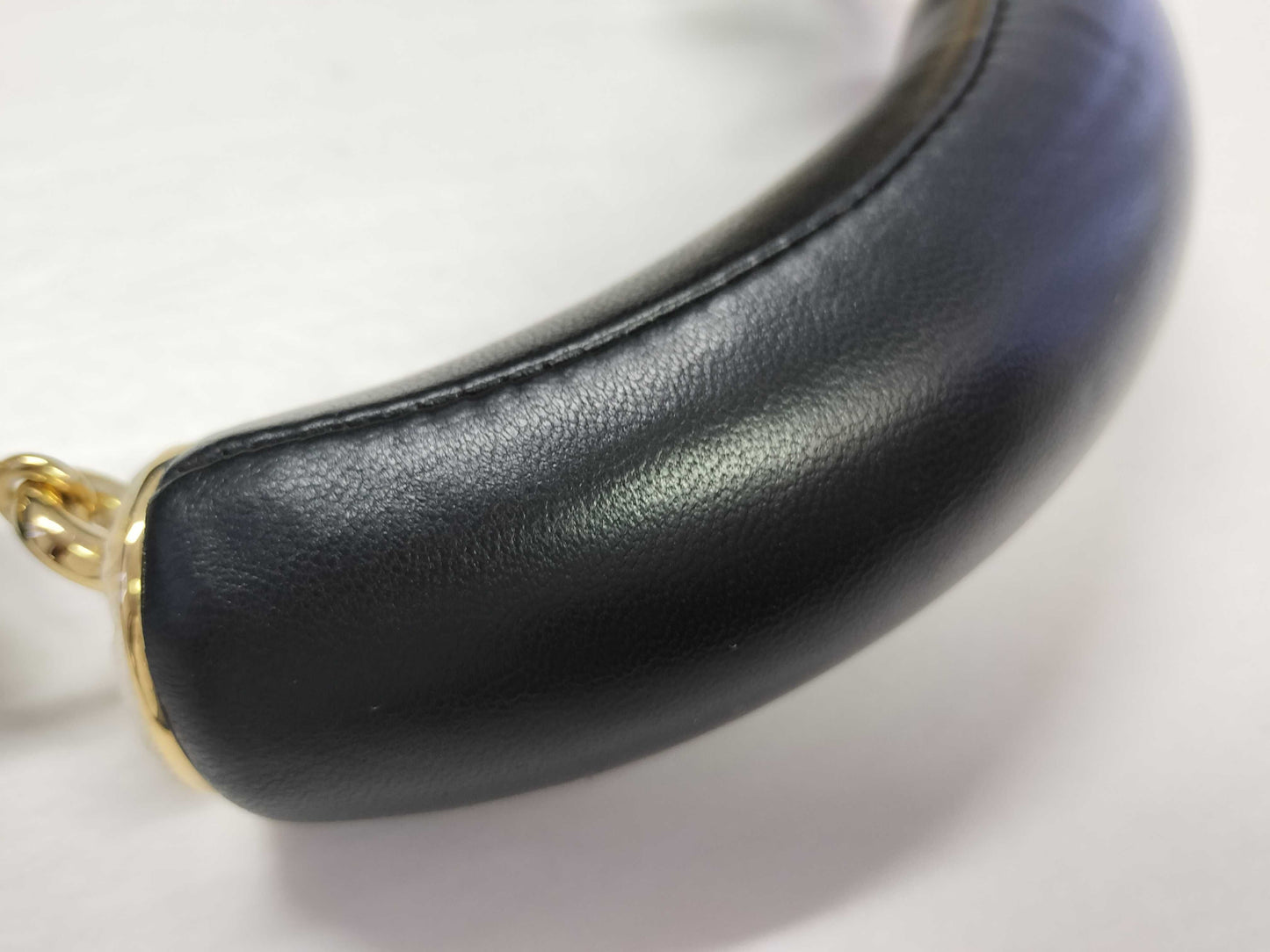 LOEWE LOEWE Squeeze Bag Medium Shoulder Bag A914Q37X01 Black Melona Palam 262402 Shoulder Bag