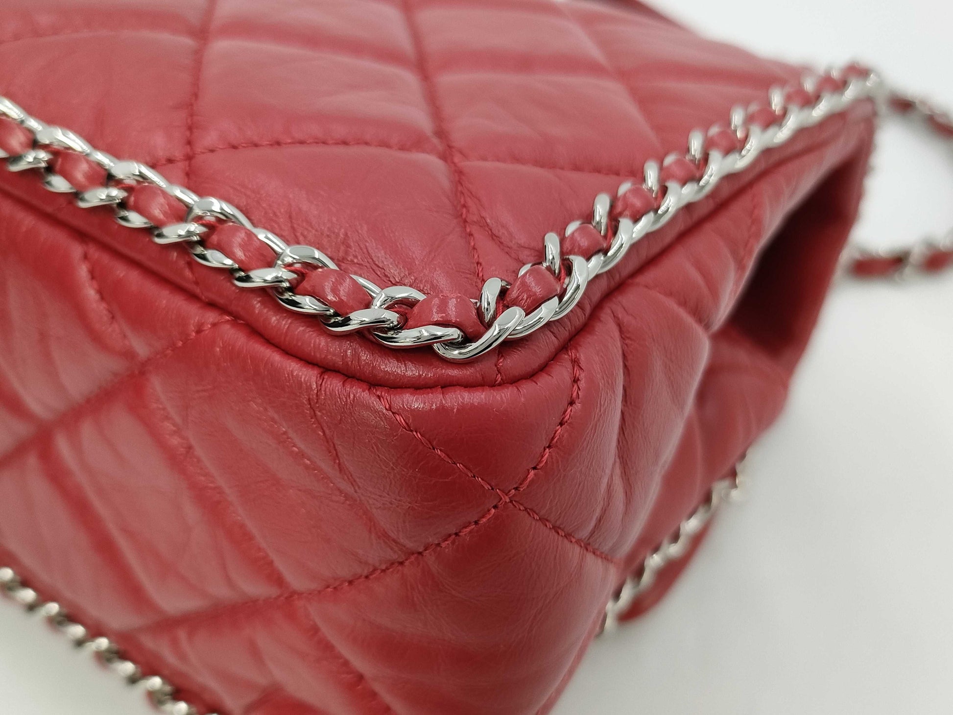 CHANEL Single Flap Matrasse Shoulder Bag Red Vintage Calf Leather 29th Shoulder Bag