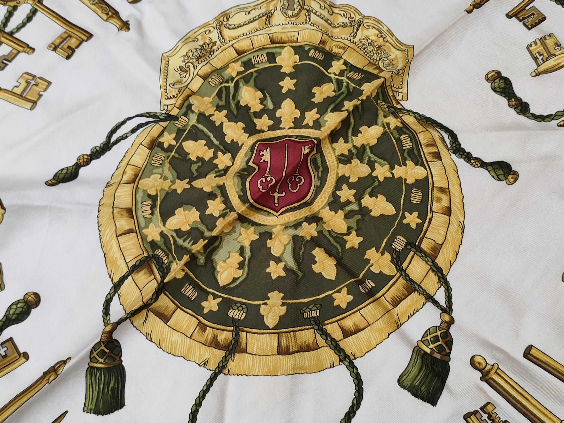 HERMES Carre Hermes Carre 90 Silk Scarf Bordeaux Scarf