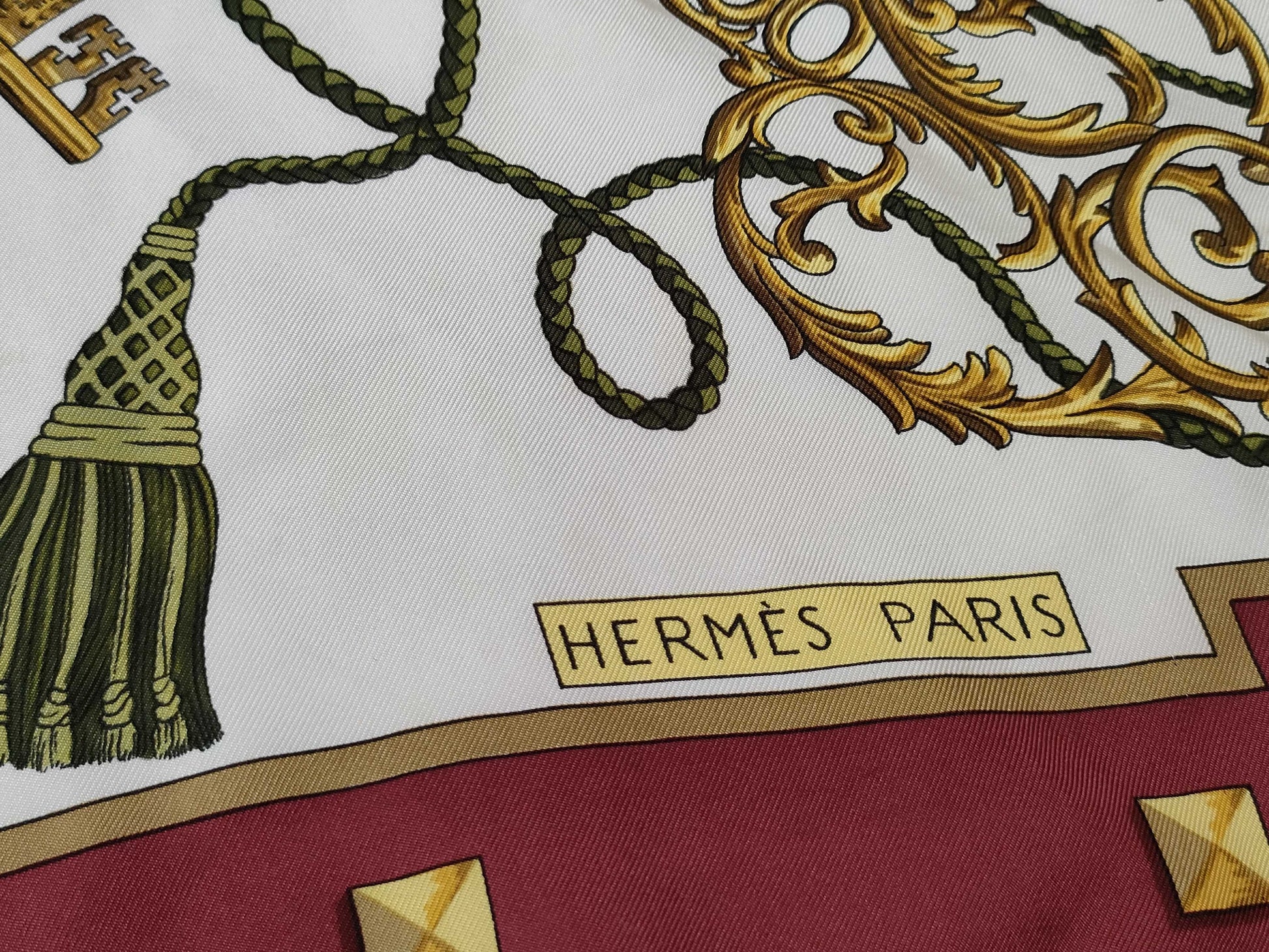 HERMES Carre Hermes Carre 90 Silk Scarf Bordeaux Scarf