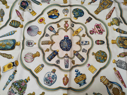 HERMES Carre Hermes Carre 90 Silk Scarf Pink Scarf