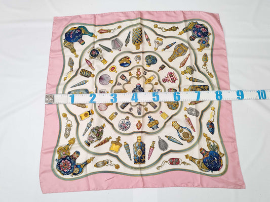 HERMES Carre Hermes Carre 90 Silk Scarf Pink Scarf
