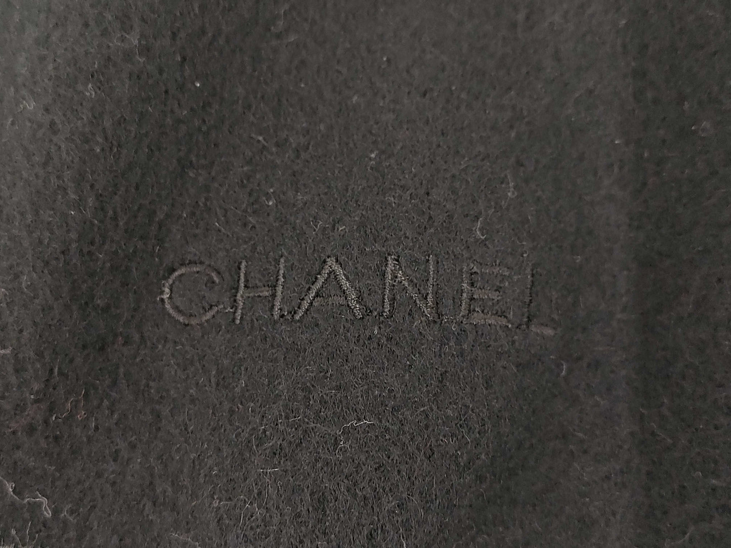 CHANEL Logo Black Muffler