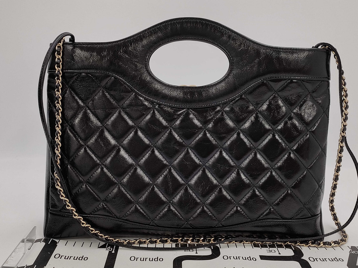 CHANEL 31 Shopping Bag Matlasse Gold Hardware Chain Shoulder Bag Serial Fittings Plate Handbag