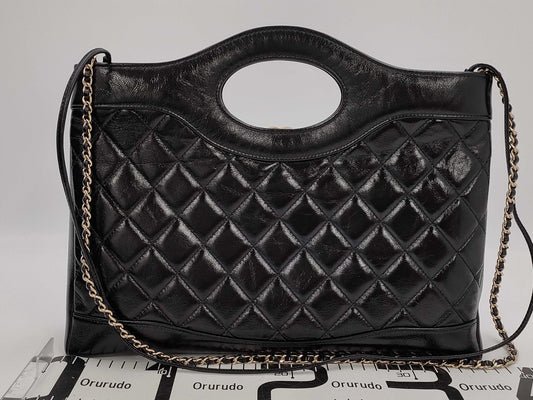 CHANEL 31 Shopping Bag Matlasse Gold Hardware Chain Shoulder Bag Serial Fittings Plate Handbag