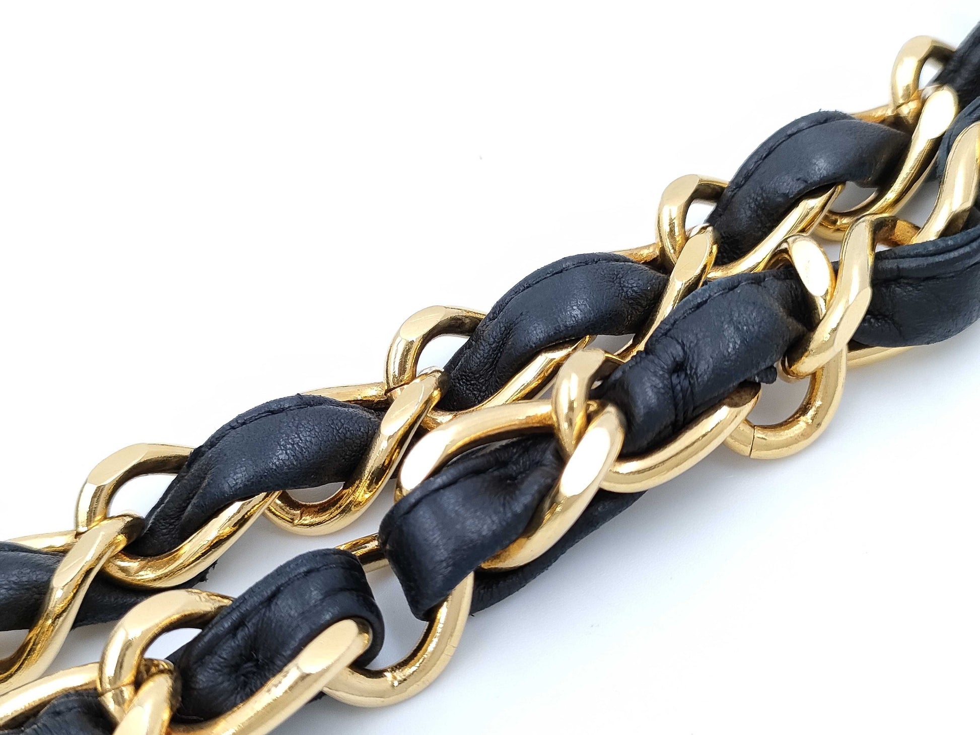 CHANEL Deca Matlasse Chain Shoulder Black Shoulder Bag