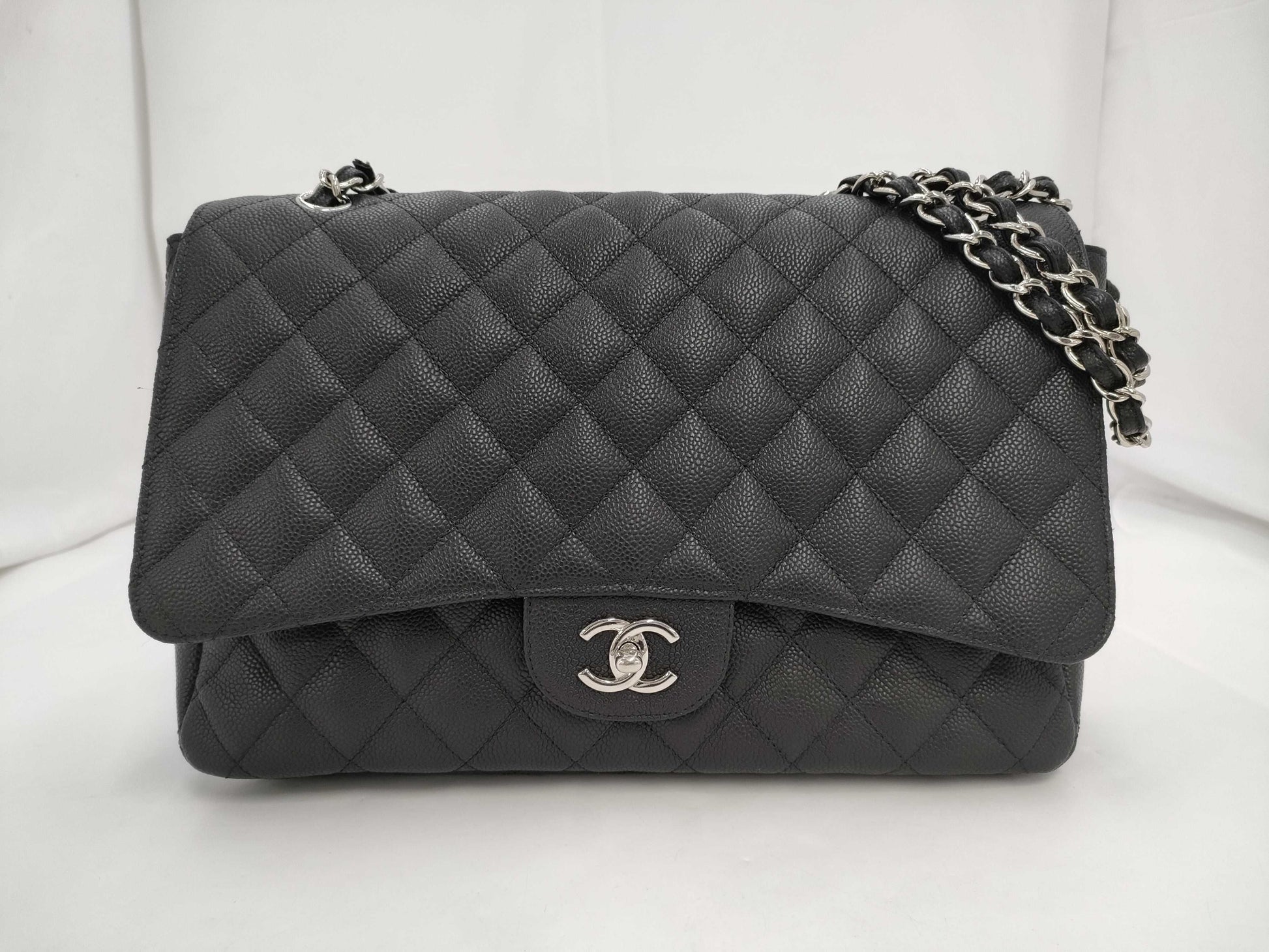 CHANEL Caviar Skin Matlasse Jumbo Shoulder Bag