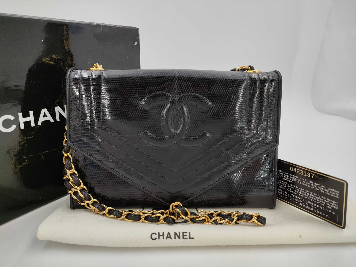 CHANEL Lizard Matlasse Shoulder Bag