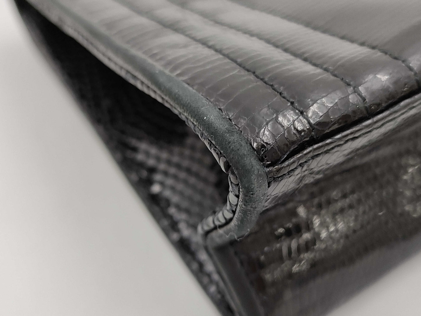 CHANEL Lizard Matlasse Shoulder Bag