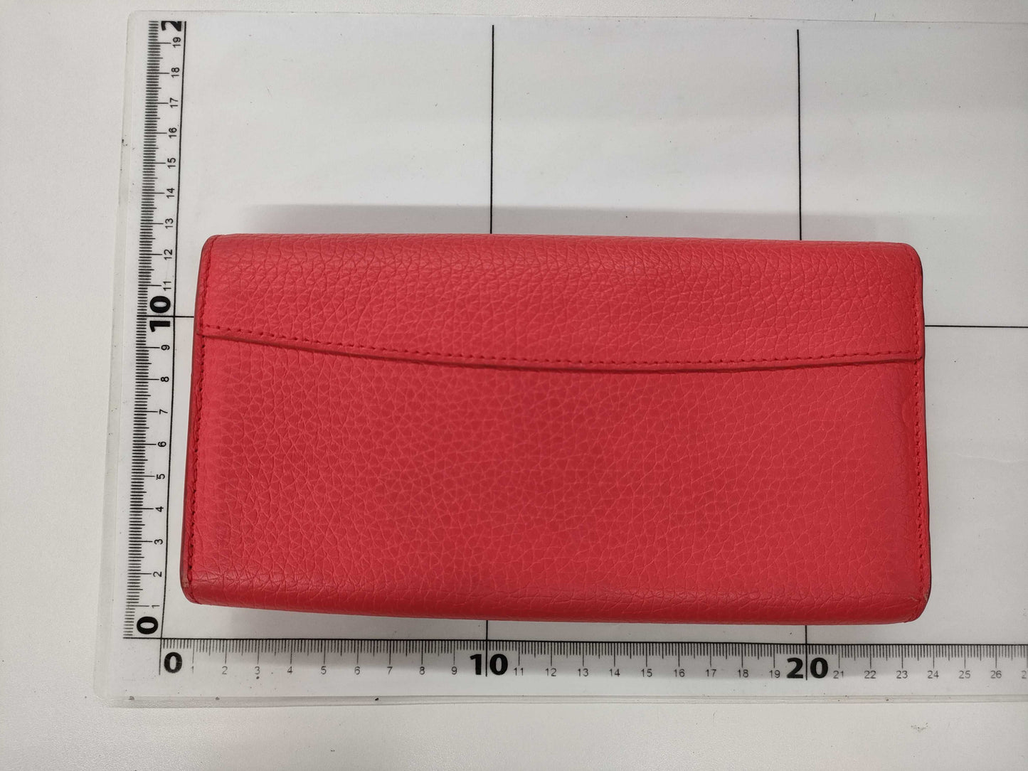 LOUIS VUITTON TrialonPorte Feuille Capucine Wallet