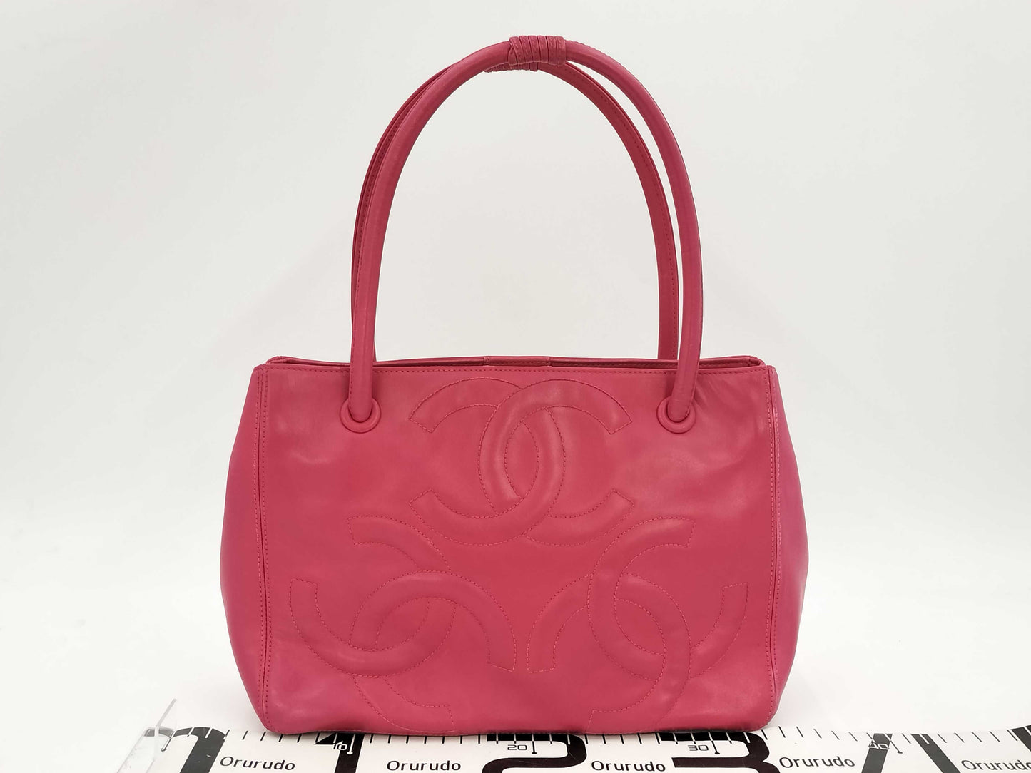 CHANEL Leather Tote Tote Bag