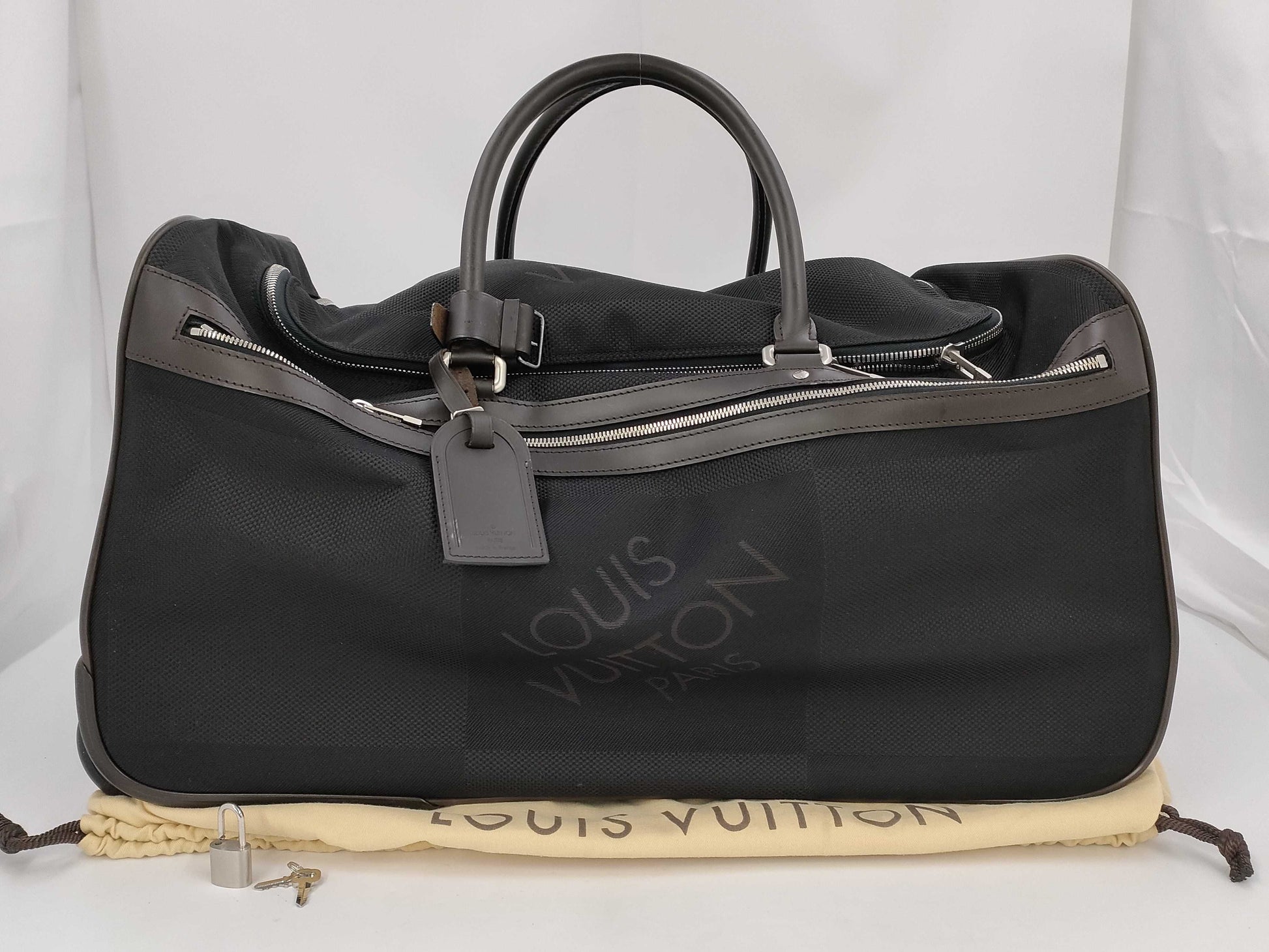 LOUIS VUITTON Damierjean Eol 60 Suitcase