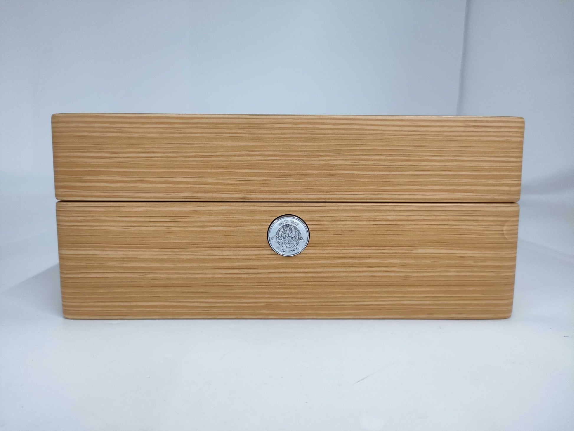 OMEGA Empty Box Unisex