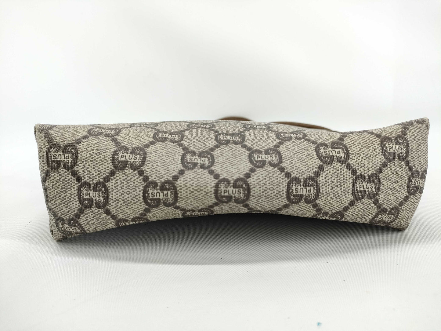 GUCCI GG Supreme Gucci Old Gucci GG Plus Shoulder Bag Beige