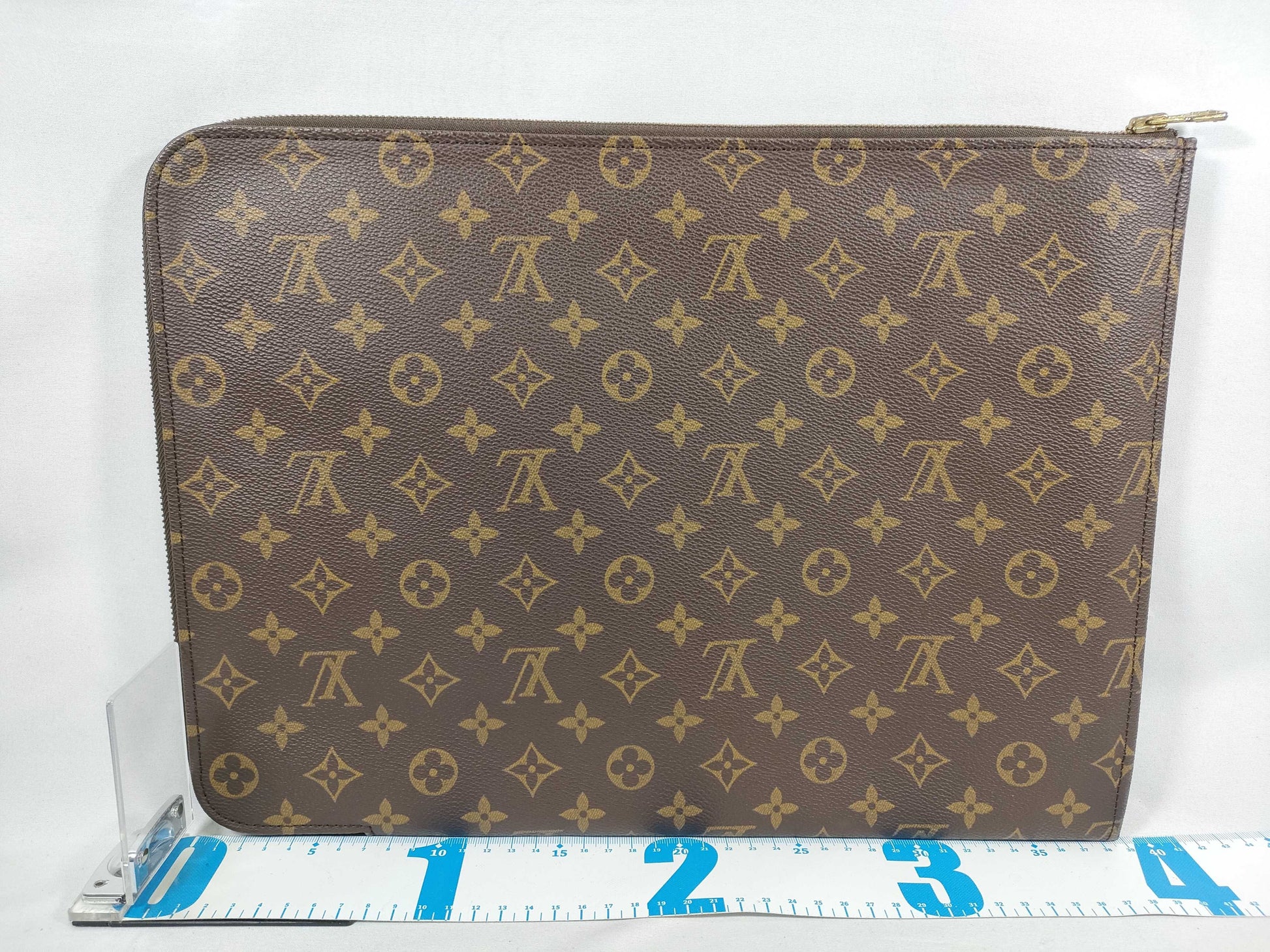 LOUIS VUITTON Monogram Monogram Pochedocuman M53456 Clutch Bag