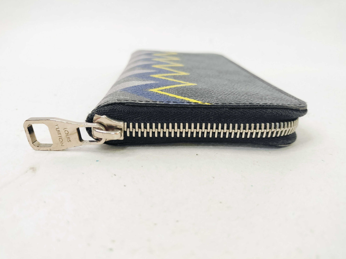 LOUIS VUITTON Damier Graffit Damier Graffit Zippy Wallet Vertical N61253 Wallet