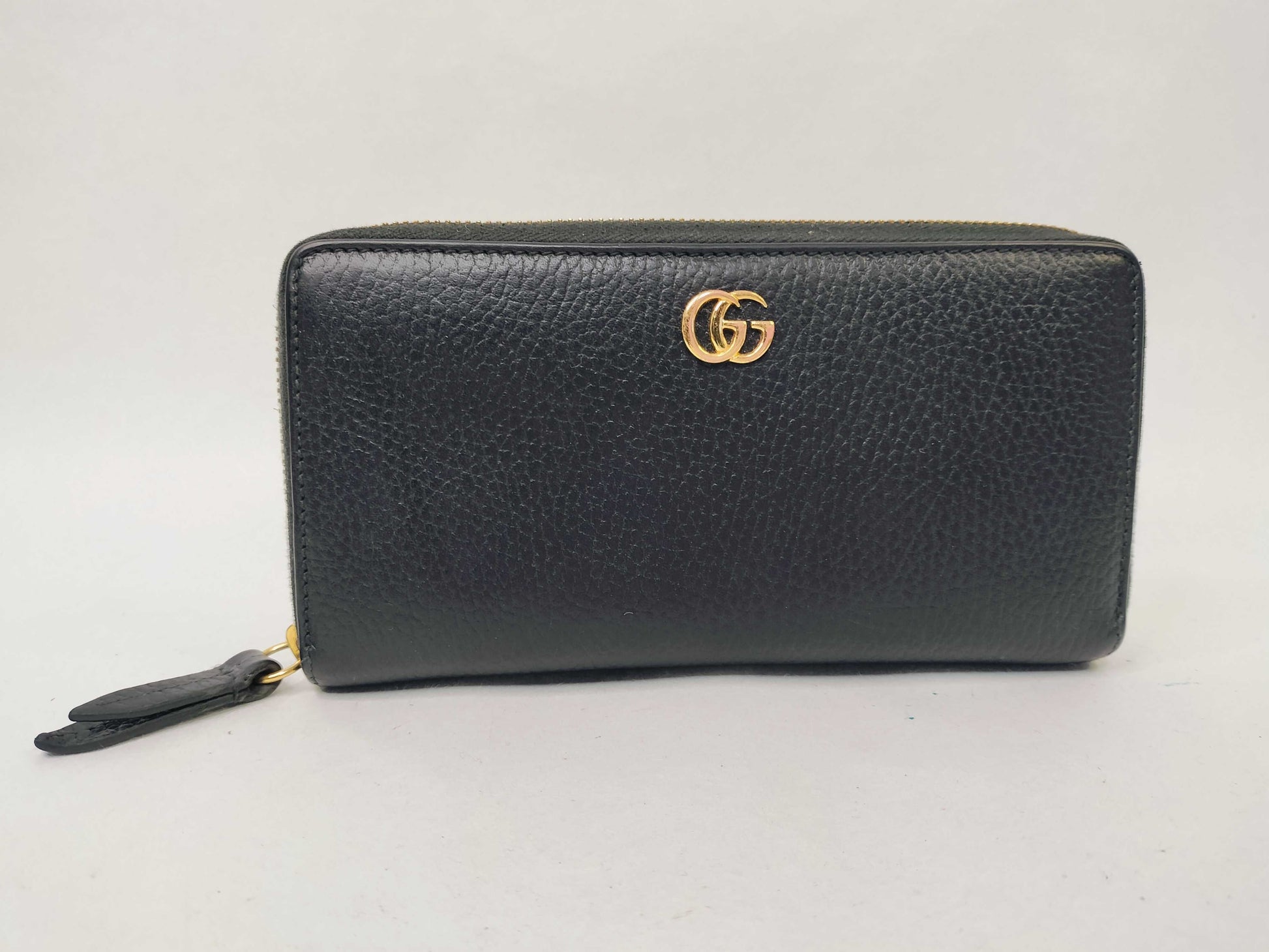 GUCCI Petit Marmont Round Zipper 456117 Wallet