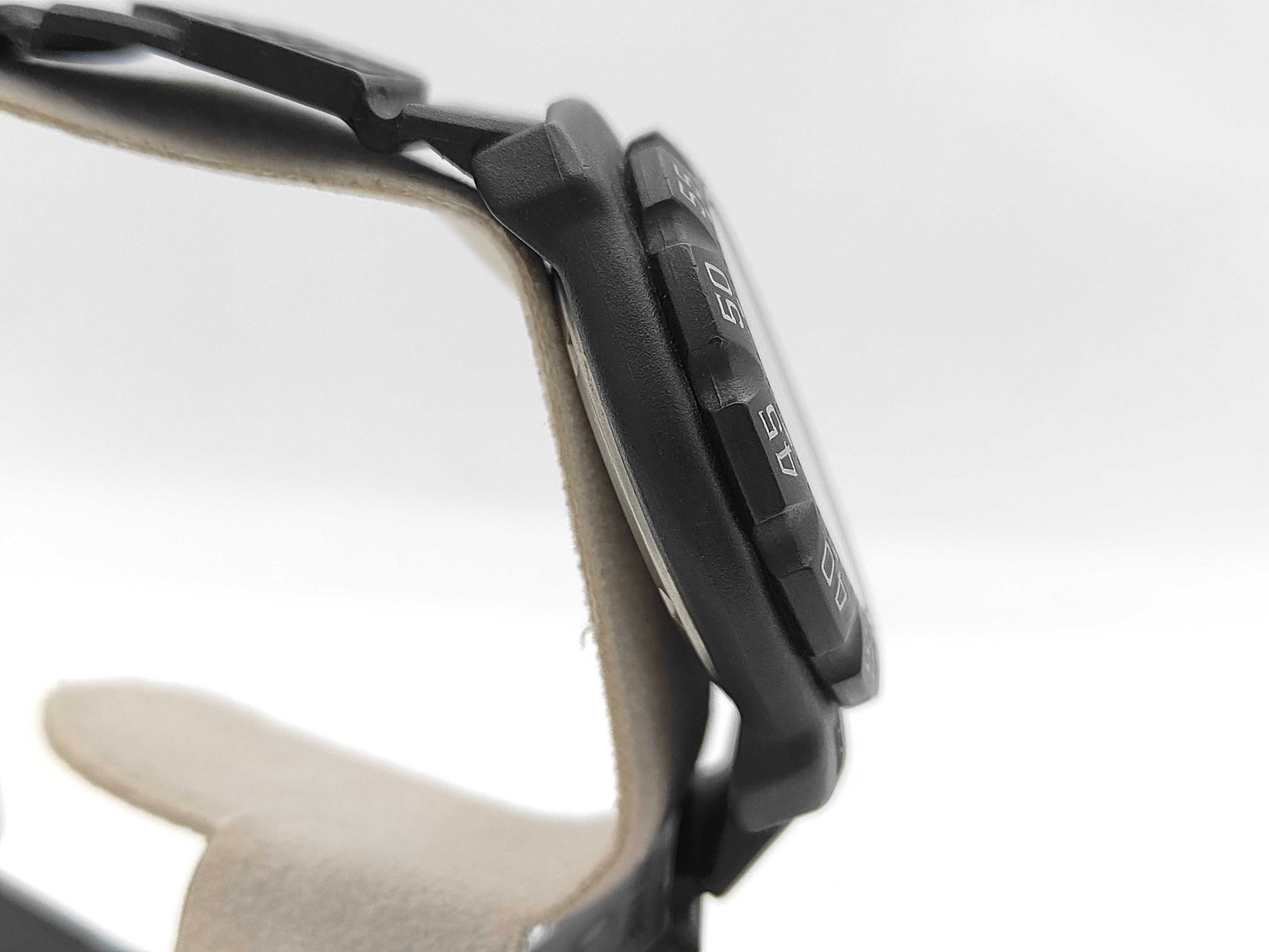 TAG Heuer 383.513/1 Quartz Black Dial Boy's Watch