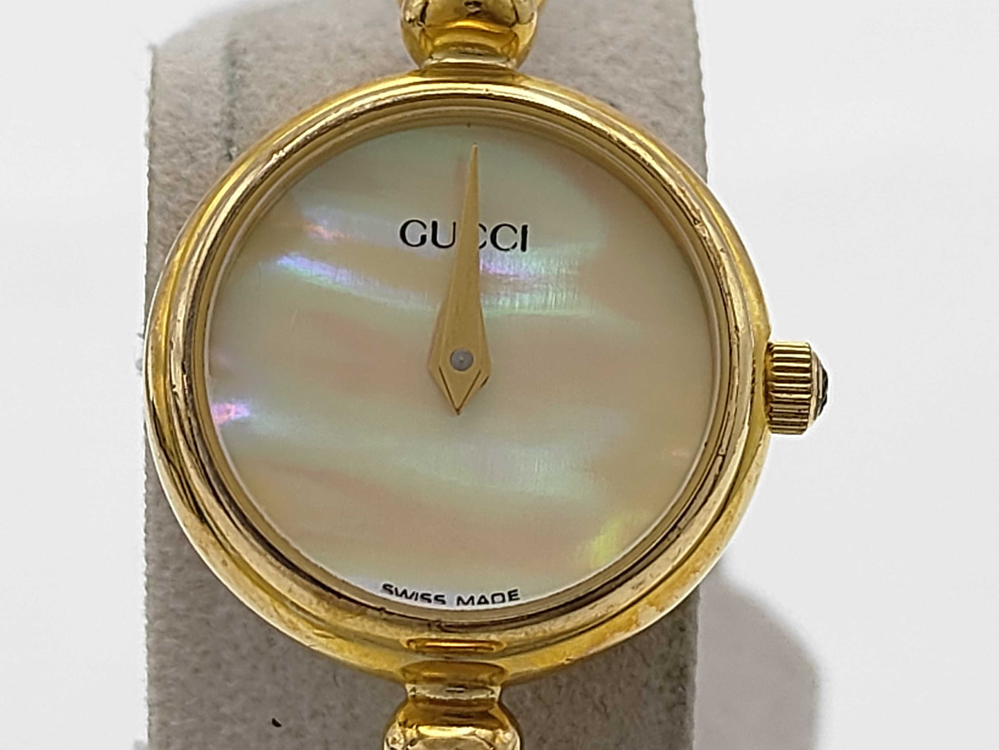 GUCCI 2700.2.1 0229316 Quartz Shell Dial Women's Watch