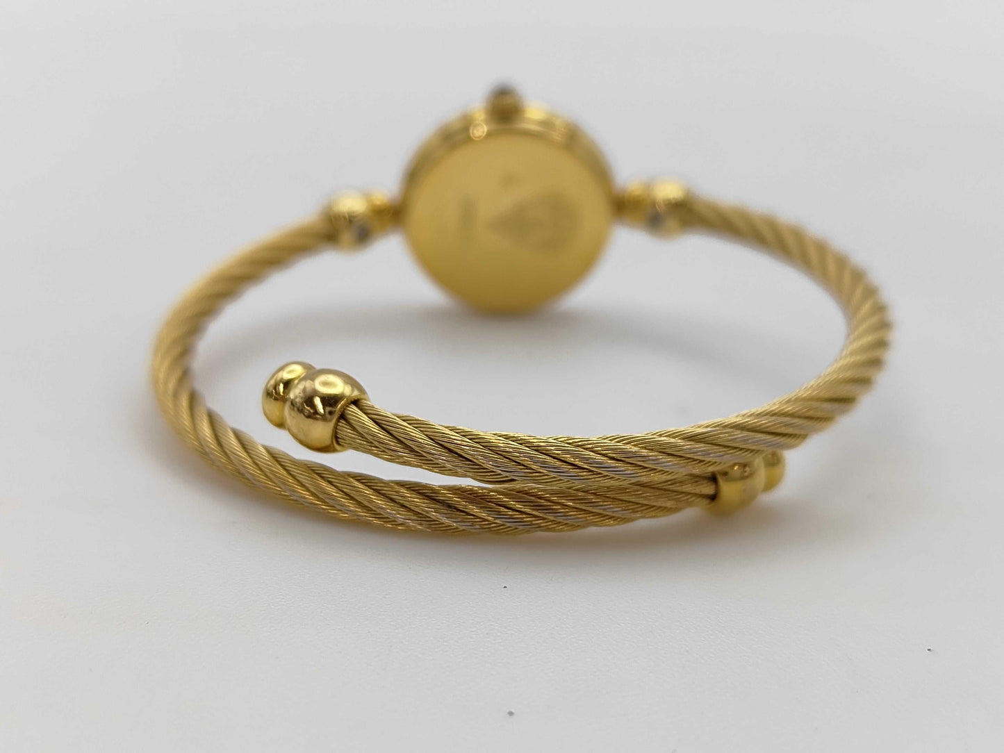 GUCCI 2700.2.1 0229316 Quartz Shell Dial Women's Watch