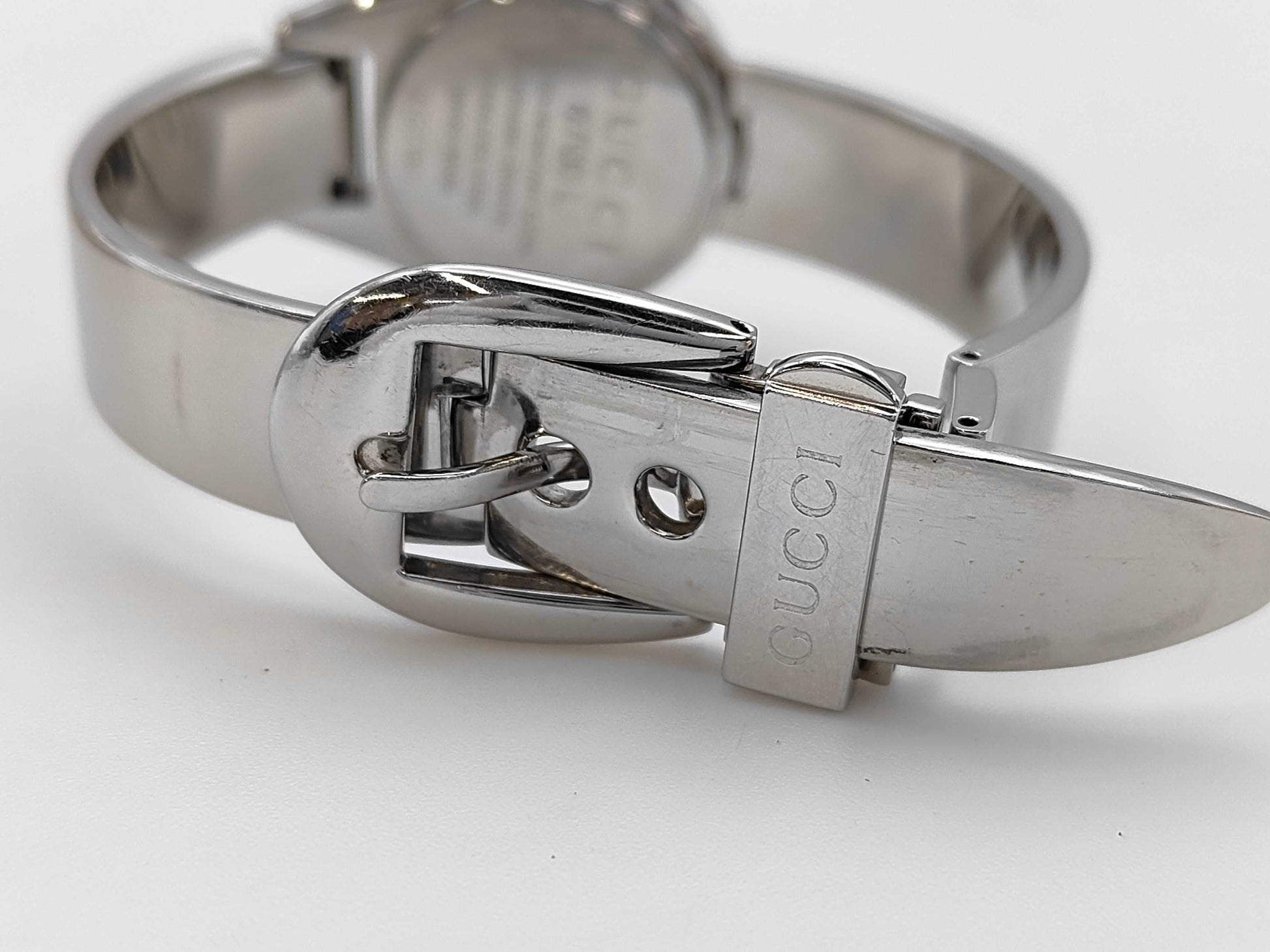 GUCCI 6700L 0122181 Quartz Women's Watch