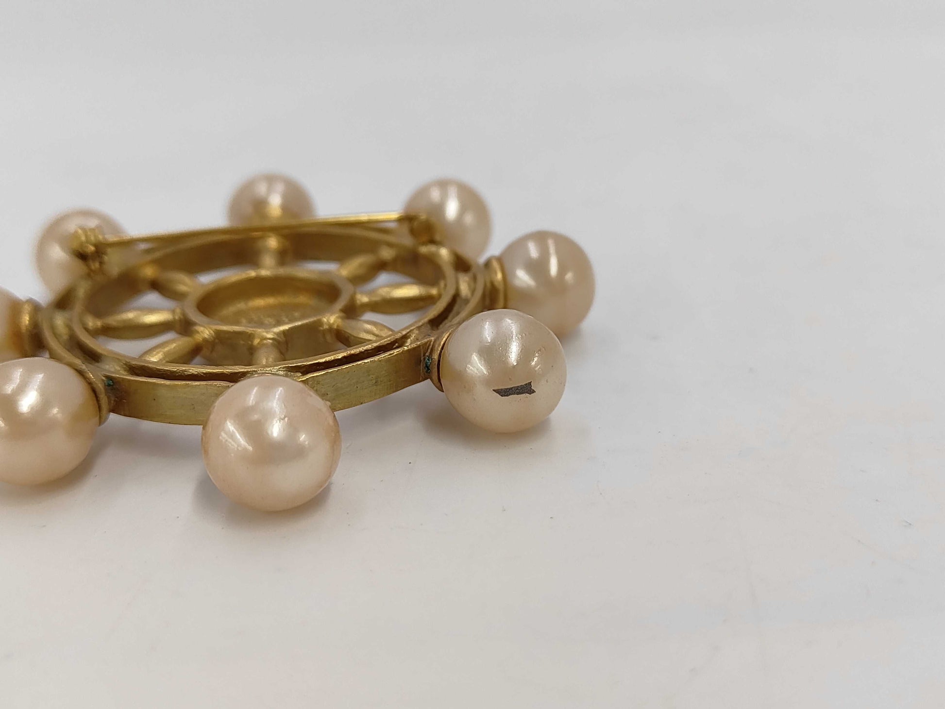 CHANEL Rudder Pearl Brooch 94P Brooch