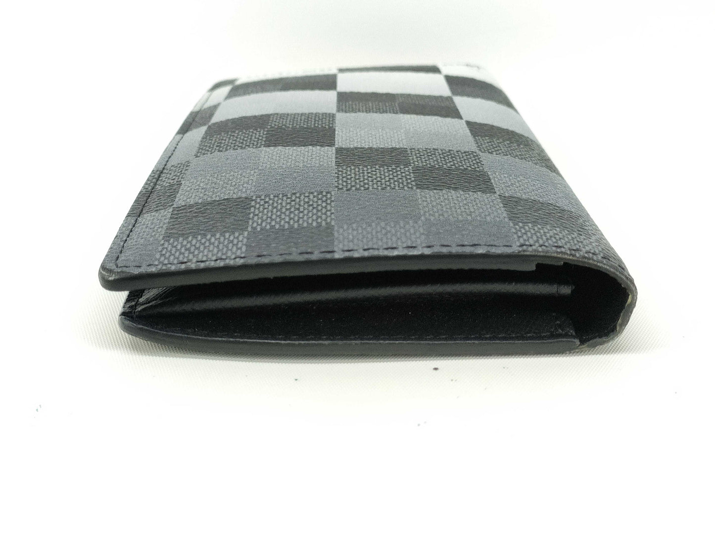 LOUIS VUITTON Damier Graffit Louis Vuitton Damier Graffit Giant Portefeuille Brazza N40415 RFID Initials Accessories: Box Storage Bag Wallet