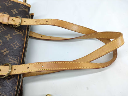 LOUIS VUITTON Monogram Louis Vuitton Monogram Popincourt O M40007 Handbag