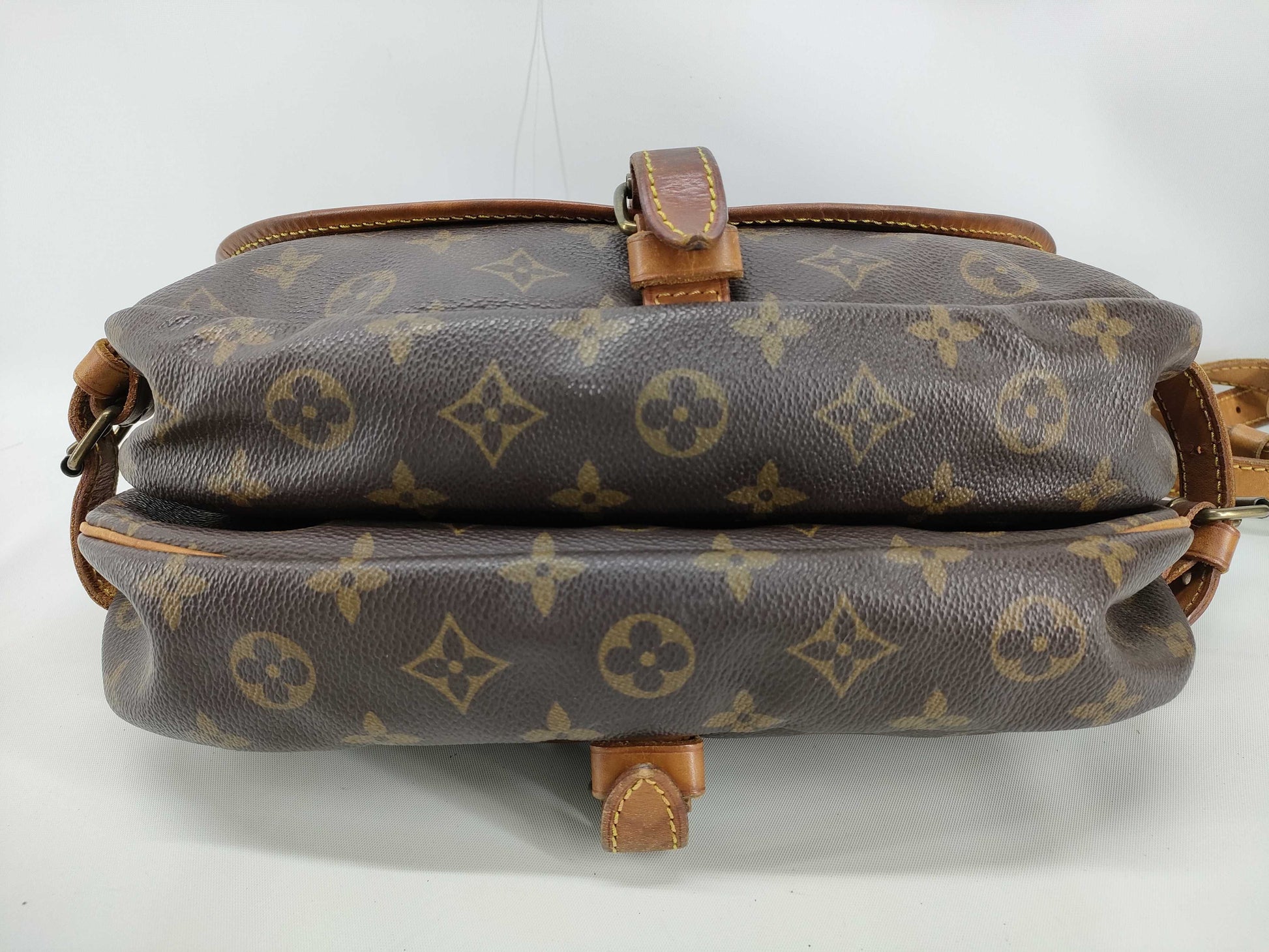 LOUIS VUITTON Monogram Vuitton Saumur Shoulder Bag